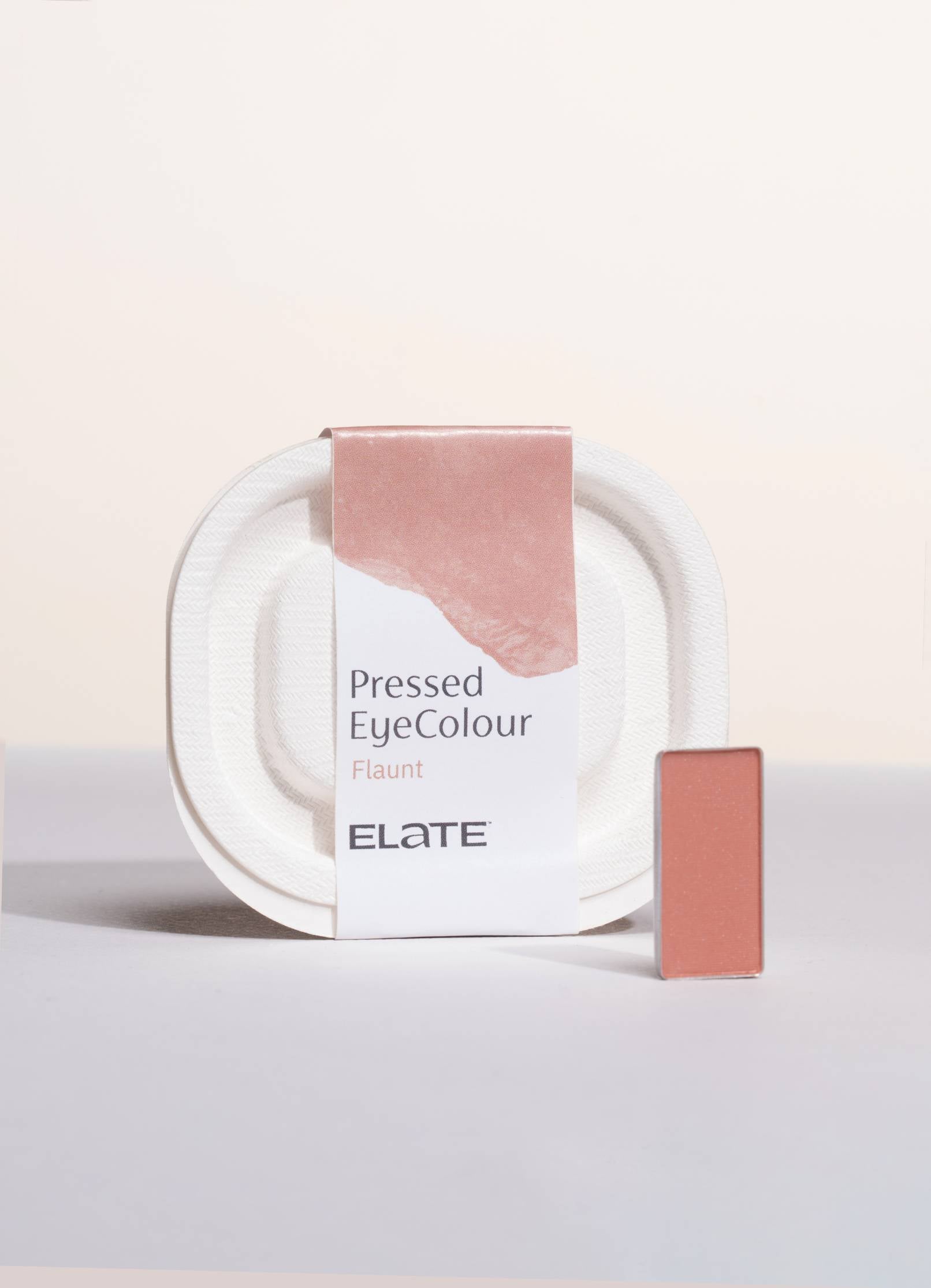Vegan and cruelty free beauty, eyeshadow, neutral eyeshadow #shade_Flaunt_|_Warm_Matte_Terracotta