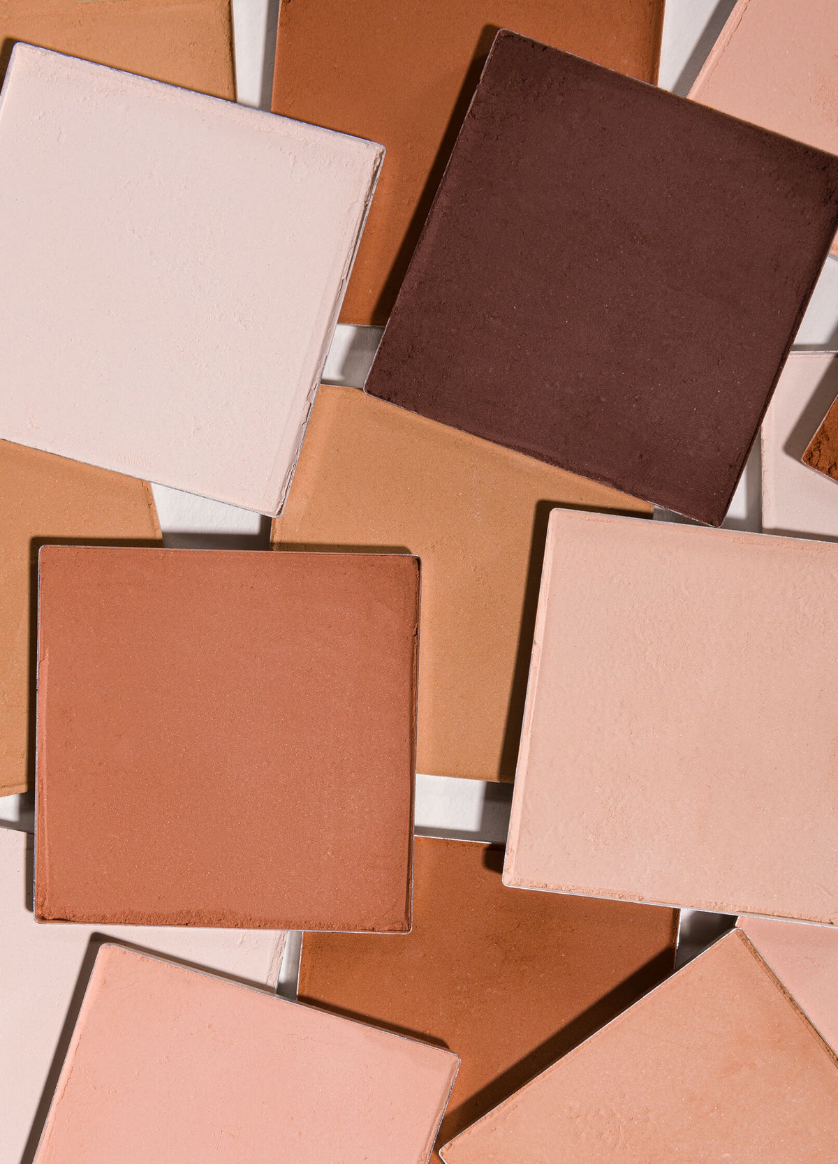 Pressed Foundation with Essential Palette